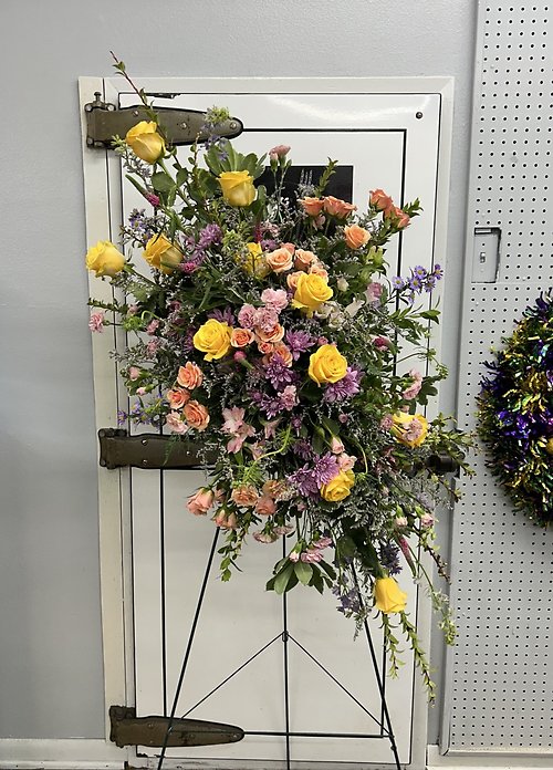 Cresent Standing Easel