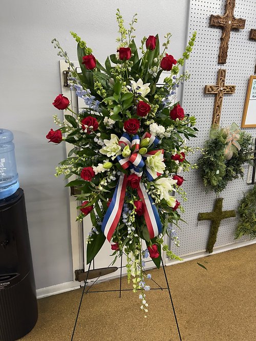 Patriot Tribute Standing Spray